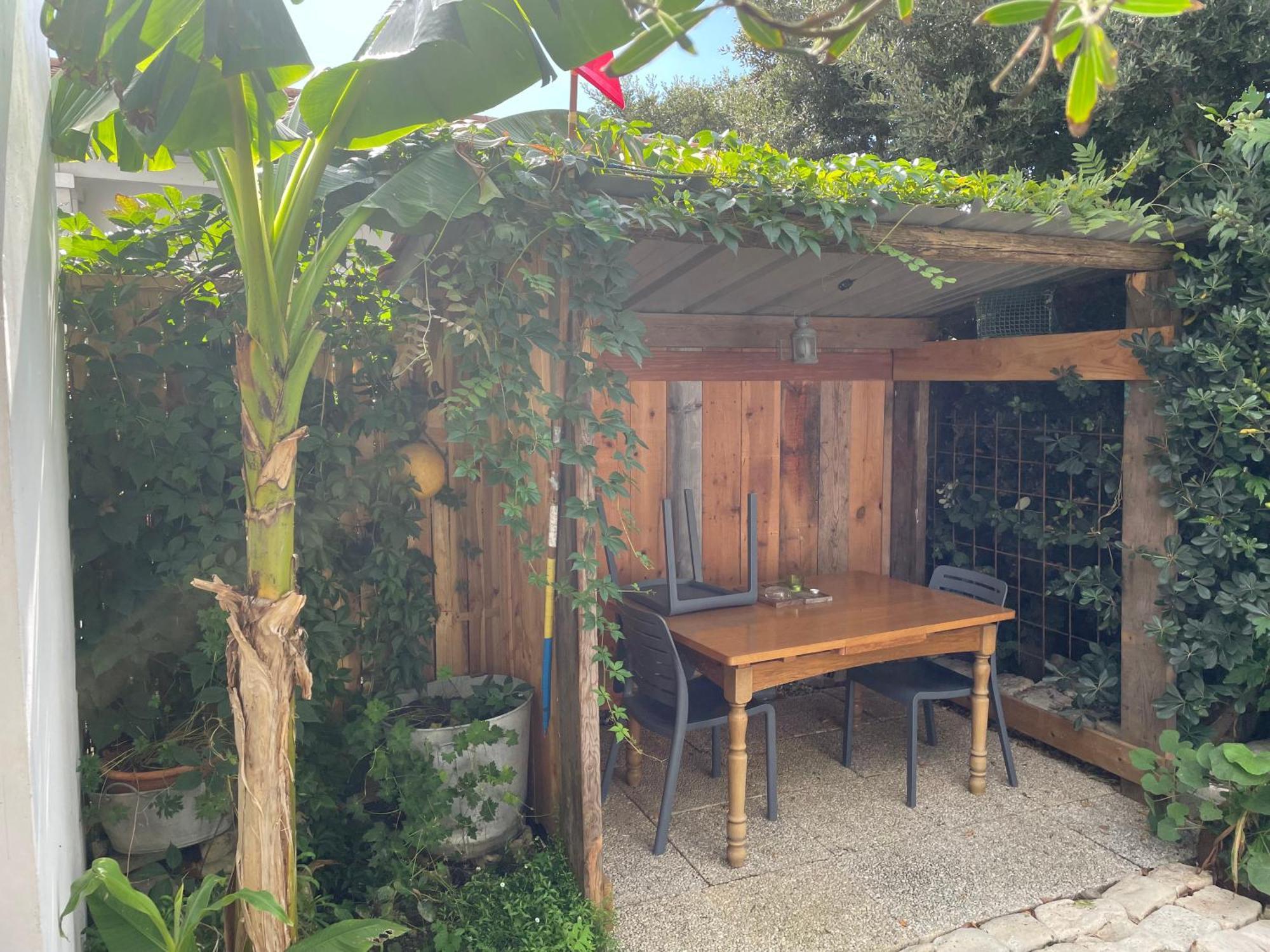 Maison Independante Avec Jardin, Tres Calme, Centre Ville La Rochelle لا روشيل المظهر الخارجي الصورة
